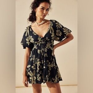 CUTEST Free People Perfect Day Printed Dress! - Size S - Like New!